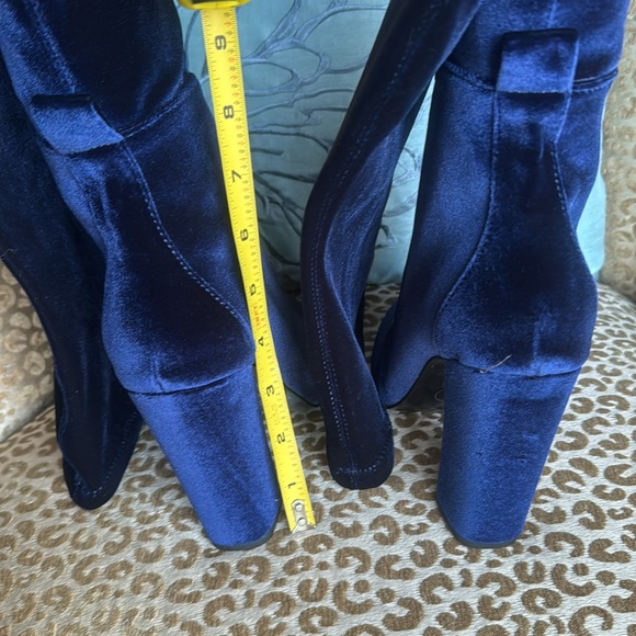NIB Chinese Laundry “Benita” blue velvet lace up block heel otk boot - Picture 6 of 12